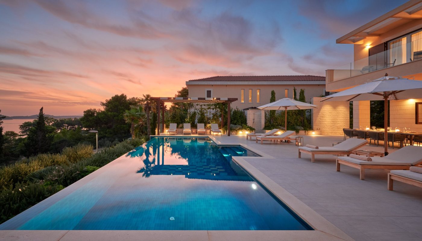 _NZ67700_ivanisevicivan.com