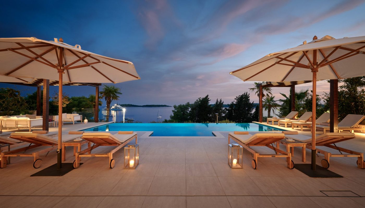 _NZ67718_ivanisevicivan.com