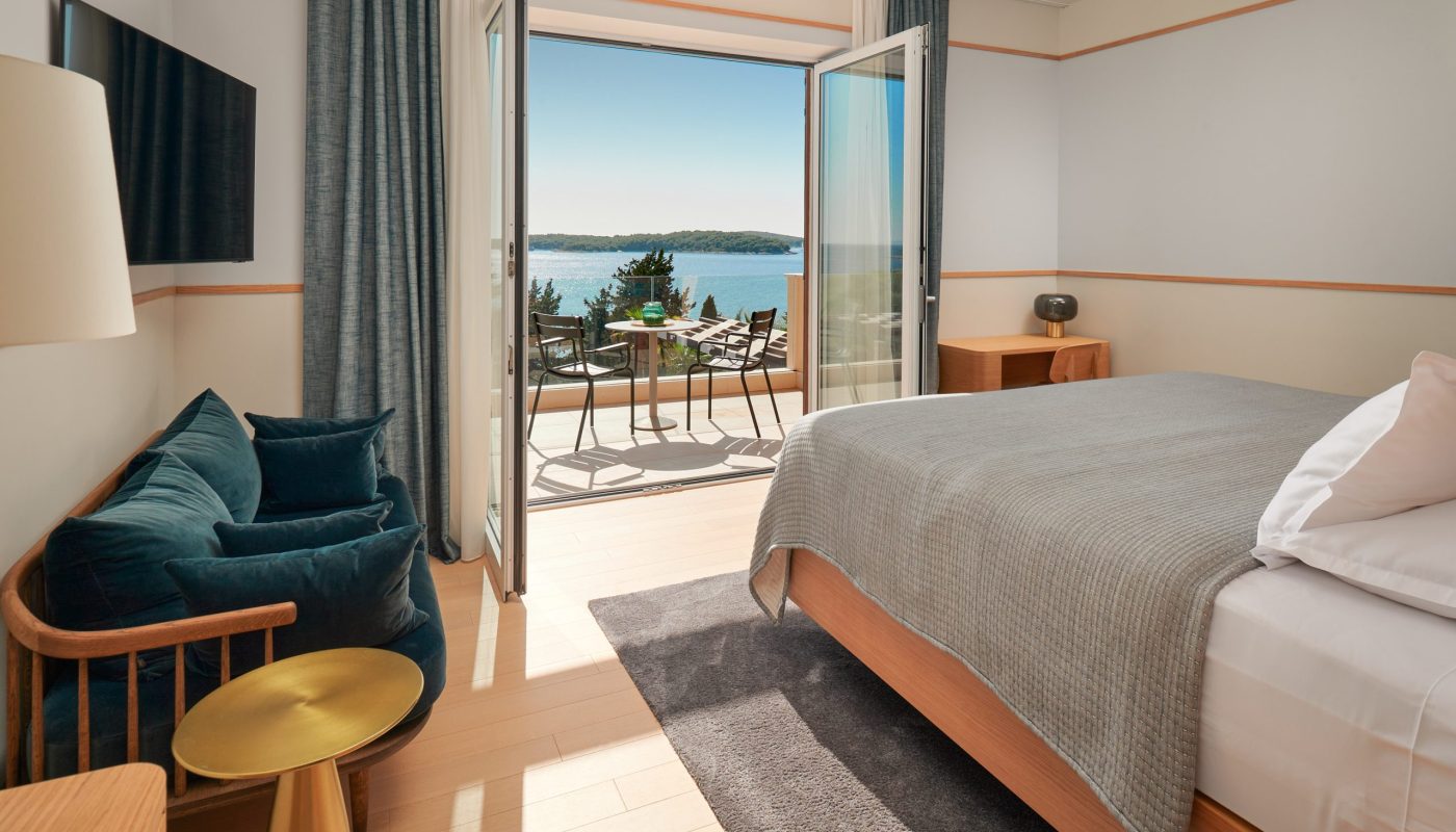 _NZ67924_ivanisevicivan.com